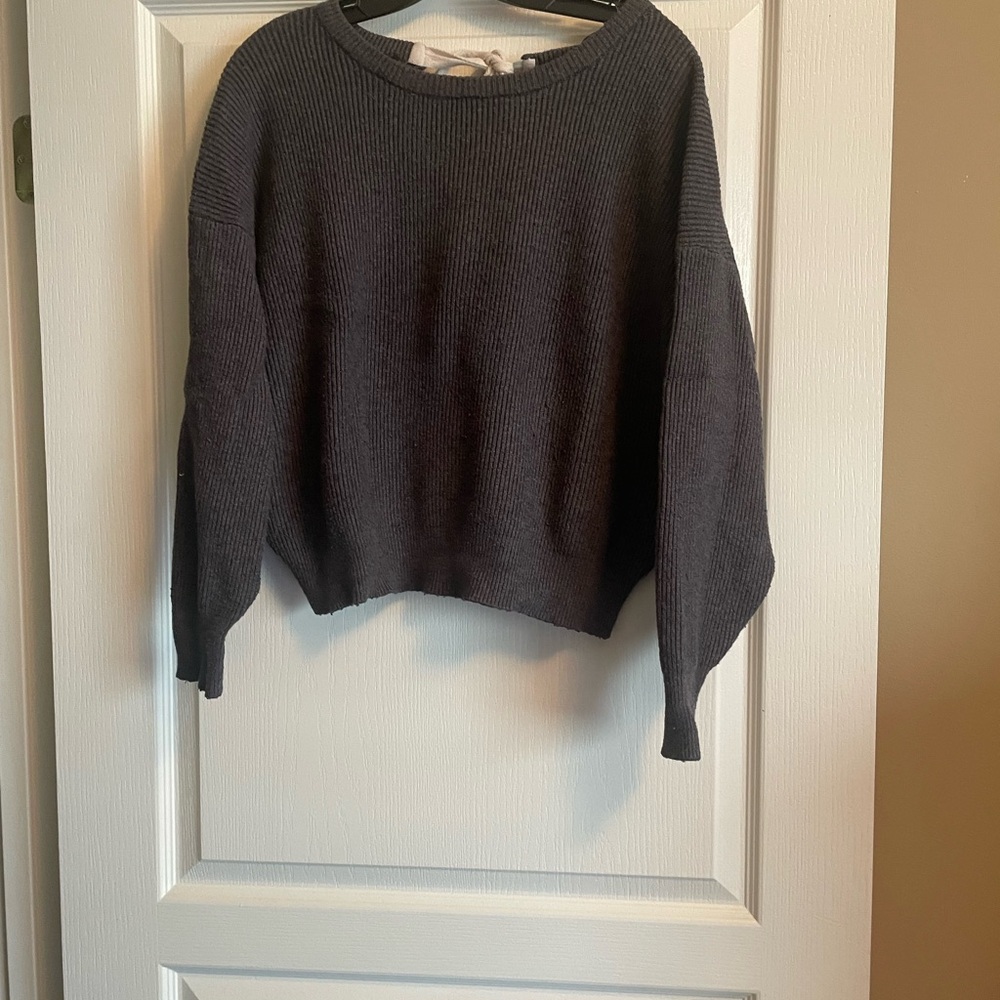 Zara Dark Gray Crew Neck Sweater